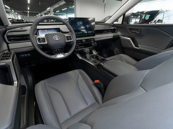 2026 Toyota RAV4 VI (XA60), белый - вид 6