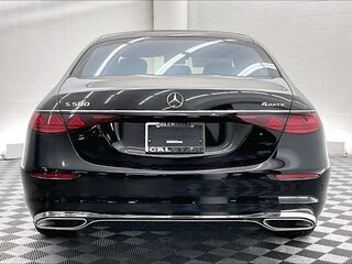 2026 Mercedes-Benz S-Класс 500 4MATIC VII (W223) Рестайлинг, чёрный, 18950889 рублей, вид 3