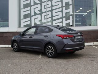 2021 Hyundai Solaris II Рестайлинг, серый, 1589000 рублей, вид 2
