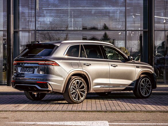 2025 Geely Monjaro I Рестайлинг, серый - вид 5