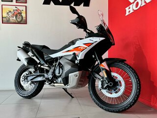 2026 KTM 790 Adventure, белый, 1449900 рублей, вид 2