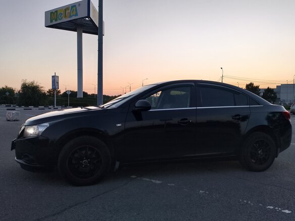 2011 Chevrolet Cruze I, чёрный, 730000 рублей - вид 7