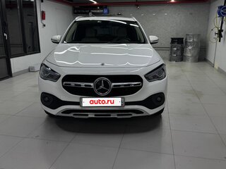 2022 Mercedes-Benz GLA 250 II (H247), белый, 4350000 рублей, вид 2