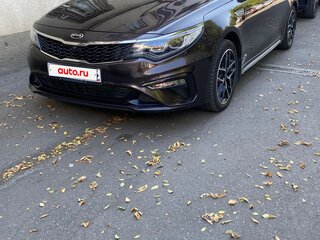 2019 Kia Optima IV Рестайлинг, коричневый, 1720000 рублей, вид 3