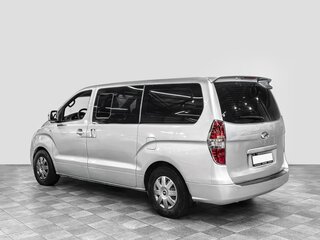 2009 Hyundai Grand Starex I, серебристый, 1705000 рублей, вид 4