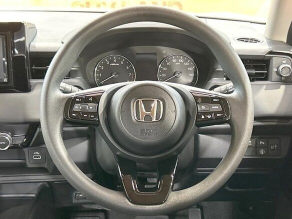 2024 Honda Vezel II, белый, 2200006 рублей - вид 6
