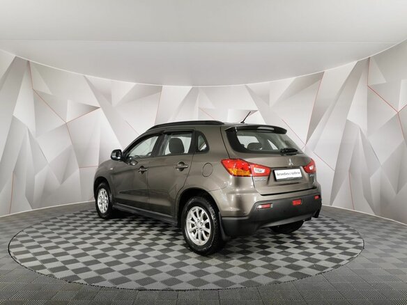 2010 Mitsubishi ASX I, коричневый, 945000 рублей - вид 3