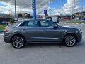 2021 Audi Q8 45 TDI I (4M), серый, 6300000 рублей - вид 3