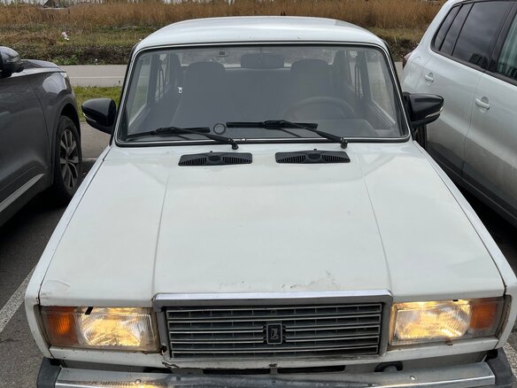 2010 Lada (ВАЗ) 2107, белый, 150000 рублей