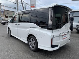2022 Honda Stepwgn Spada V Рестайлинг, белый, 2000111 рублей, вид 5