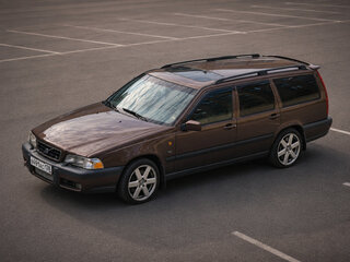 1998 Volvo V70 XC I, коричневый, 1800000 рублей, вид 3