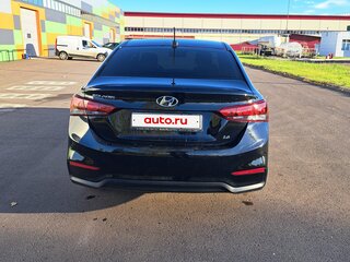 2017 Hyundai Solaris II, чёрный, 1170000 рублей, вид 4
