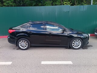 2017 Ford Focus III Рестайлинг, чёрный, 1440000 рублей, вид 3