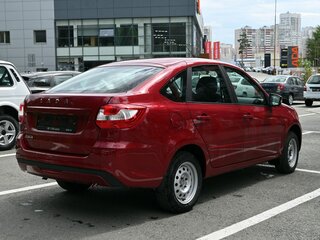 2026 Lada (ВАЗ) Granta I Рестайлинг, красный, 1118000 рублей, вид 4