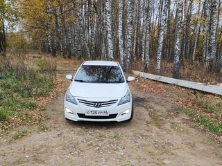 2015 Hyundai Solaris I Рестайлинг, белый, 1080000 рублей, вид 2