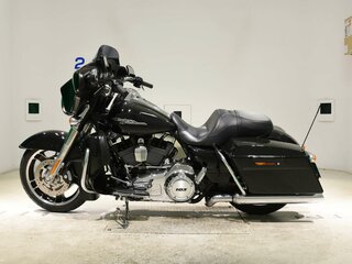 2012 Harley-Davidson Street Glide, чёрный, 995000 рублей, вид 3
