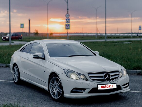 2012 Mercedes-Benz E-Класс 200 7G-Tronic IV (W212, S212, C207), белый, 1399000 рублей - вид 4