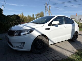 2014 Kia Rio III, белый, 730000 рублей, вид 1
