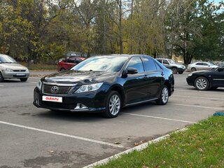 2012 Toyota Camry VII (XV50), серый, 1400000 рублей, вид 3