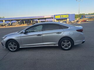 2018 Hyundai Sonata VII (LF) Рестайлинг, серебристый, 1150000 рублей, вид 3