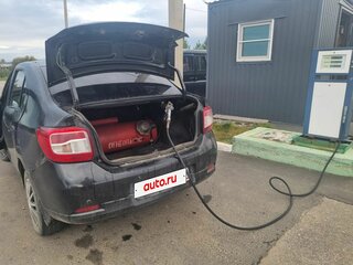 2015 Renault Logan II, чёрный, 260000 рублей, вид 1