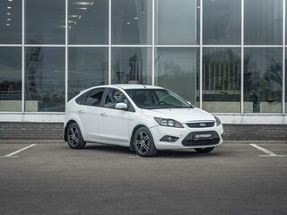 2011 Ford Focus II Рестайлинг, белый, 510000 рублей, вид 1