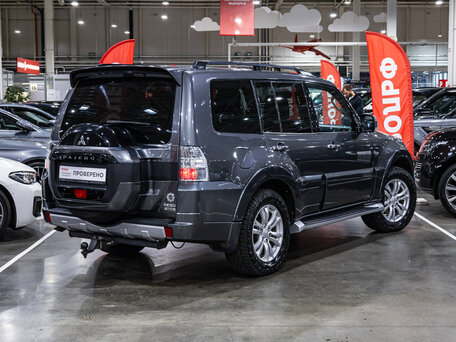 2017 Mitsubishi Pajero IV Рестайлинг 2, серый, 3200000 рублей, вид 5