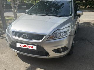 2008 Ford Focus II Рестайлинг, серебристый, 450000 рублей, вид 1