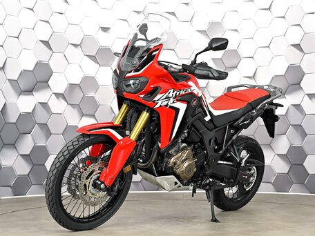 2018 Honda CRF 1000L Africa Twin, красный, 1299000 рублей, вид 2