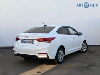 2017 Hyundai Solaris II, белый, 799000 рублей, вид 5