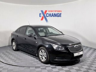 2011 Chevrolet Cruze I, чёрный, 535000 рублей, вид 3