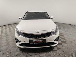 2018 Kia Optima IV Рестайлинг, белый, 1699000 рублей, вид 2
