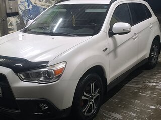 2012 Mitsubishi ASX I Рестайлинг, белый, 1069000 рублей, вид 2