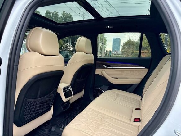2026 Geely Xingyue L I Рестайлинг 2, белый, 4377700 рублей - вид 8