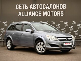 2011 Opel Astra H Рестайлинг, серый, 685000 рублей, вид 1