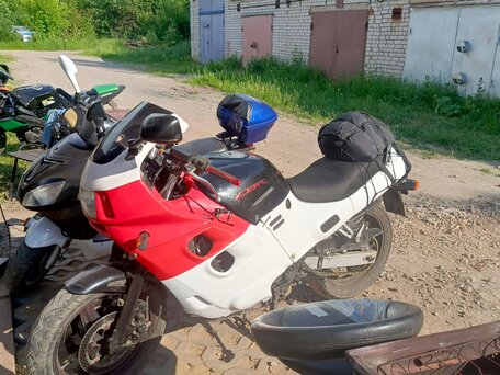 1988 Honda CBF 1000, белый, 215000 рублей, вид 3