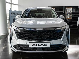 2026 Geely Atlas II, серебристый, 3449990 рублей, вид 2
