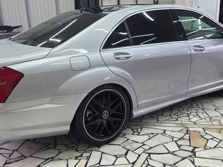 2006 Mercedes-Benz S-Класс 500 V (W221), серебристый, 1100000 рублей, вид 5