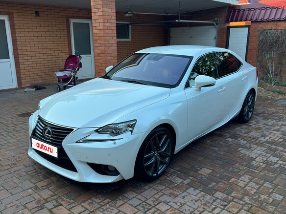 2014 Lexus IS 250 III, белый, 2800000 рублей