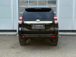 2015 Toyota Land Cruiser Prado 5-speed 150 Series Рестайлинг 1, чёрный, 3382000 рублей, вид 4