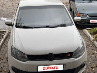 2012 Volkswagen Polo V, белый, 700000 рублей, вид 4