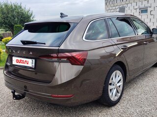 2020 Skoda Octavia IV (A8), коричневый, 2200000 рублей, вид 3