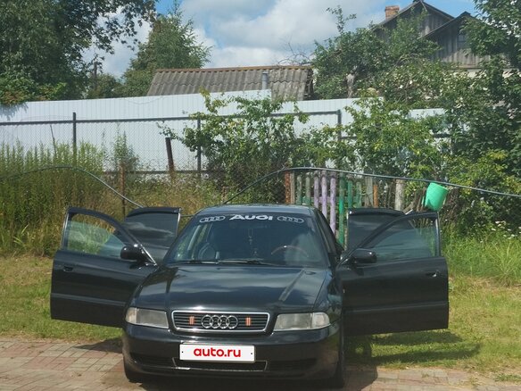 1996 Audi A4 I (B5), чёрный - вид 35