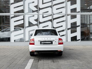 2015 Lada (ВАЗ) Priora I Рестайлинг, белый, 643000 рублей, вид 4