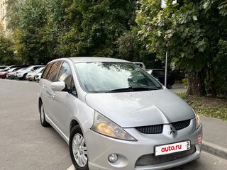 2008 Mitsubishi Grandis I, серый, 900000 рублей, вид 2