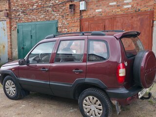 2004 Chevrolet Niva I, пурпурный, 155000 рублей, вид 1