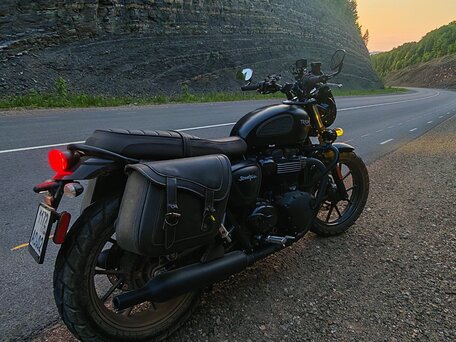 2017 Triumph Speed Twin, чёрный, 699999 рублей, вид 1