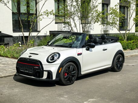 2024 Mini Cabrio JCW John Cooper Works III Рестайлинг 2, белый, 3990000 рублей, вид 2