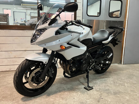 2012 Yamaha XJ6 (FZ6R), белый, 645000 рублей, вид 4