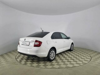 2017 Skoda Rapid I Рестайлинг, белый, 939000 рублей, вид 5